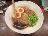 「味玉らーめん」@神泉のらぁめん屋 うさぎの写真
