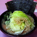 ラーメン(細麺、油少なめ) ￥600他