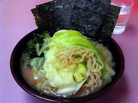 「ラーメン(細麺、油少なめ) ¥600他」@磯子家の写真