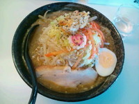 「味噌カレーごじめん750円（モテコクーポン550円）」@らーめん・つけめん 満帆 太田本店の写真