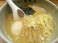 「味玉らーめん(麺少な目)」@麺屋吉左右の写真