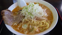 「味噌ラーメン（７８０円）大盛無料」@北海とんこつら～めん純輝 八千代店の写真