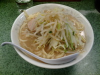 「小ラ～メン（ニンニク、油増し）」@ラーメン二郎 新宿小滝橋通り店の写真