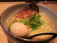 「旨玉塩そば(大盛）」@麺屋宗 -sou- 中目黒店の写真