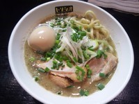 「【限定】ニボシオブットイメン￥750＋味玉(メルマガ特典)」@トリシオブットイメン 井の庄の写真