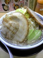 「魚郎らーめん　９００円＋サービスクーポン海老ワンタン」@せたが屋 アリオ上田店の写真