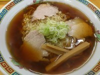 「ラーメン・中」@くどうラーメンの写真