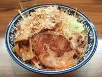「汁なし中華そば・・・650円　　大盛　50円」@中華そば・つけそば 浜屋 我孫子店の写真