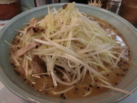「ネギ味噌ラーメン（800円）＋中盛り（50円）」@ラーメン 丸仙の写真