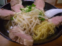 「醤油チャーシューメン」@味亜の写真