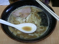 「ラーメン（５８０円）」@麺屋 中の写真