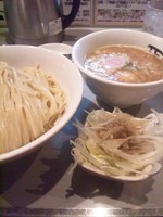 「味玉つけ麺（大盛り）＋ネギ塩レモン」@つけめん102 大宮店の写真