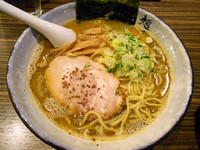 「醤油らぁめん」@麺屋 利休の写真