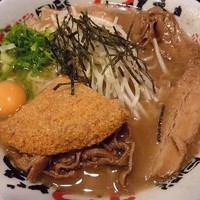 「全部入りそば大」@うだつ食堂の写真