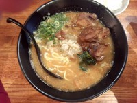 「鶏チャーシュー麺」@まる鶏の写真