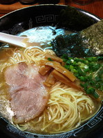 「特丸(豚骨）ラーメン」@らーめん金伝丸 渋谷道玄坂店の写真