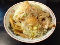 「油ラーメン（800円）ニンニクアブラ」@らーめん大 東小金井店の写真