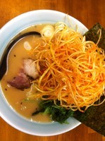 「みそ豚骨ねぎラーメン」@爛々亭 大曽根店の写真