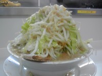 「ラーメン+味玉+ニンニク+アブラ+ヤサイ増し」@ラーメン大 我孫子店の写真