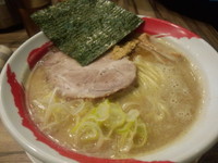 「豚骨魚介らーめん（並盛、こってり）」@一番舎の写真