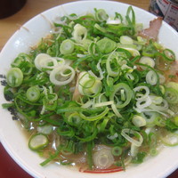 「ラーメン（小）（５３０円）＋白ごはん（６０円）」@ラーメン 横綱 松戸店の写真