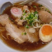 「東京鶏ガラ醤油ラーメン（絶妙煮玉子トッピング」@麺酒家 二代目 まんてんの写真