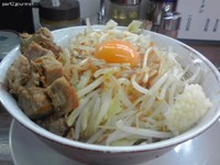 「まぜそば　ニンニクヤサイ」@ラーメン 龍郎の写真