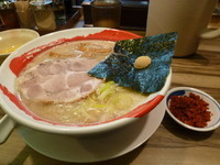 「豚骨魚介らーめん　並盛・こってり」@一番舎の写真