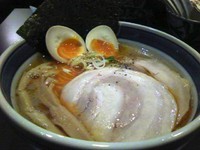 「豚骨魚介東京駅辛旨らー麺」@東京駅 斑鳩の写真
