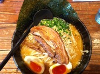 「うまトロ角煮みそ　９４０円」@ラーメン あすなろ 小山店の写真