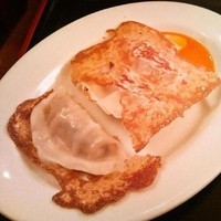 「かけらーめん+半チャーハン+餃子３個」@中華食堂 一番館 新宿歌舞伎町店の写真