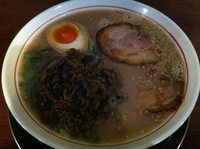 「辛子高菜ラーメン (800円)」@九州ラーメン 片岡製作所の写真