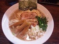 「【1月限定】濃厚煮干しらーめん(中盛り) ￥800」@伝家 志木店の写真