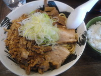 「まぜそば 750円」@おとんば製麺所の写真