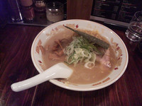 「旭川正油らーめん」@北海道らーめん ひむろ 赤羽店の写真