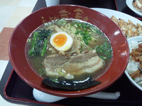 「角煮らーめん」@らーめん蔵芸 ホームズ足立小台店の写真