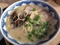 「博多ラーメン」@由○ 品川港南店の写真