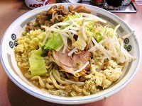 「らーめん（ニンニク生姜）+ほぐし豚」@麺屋 桐龍の写真