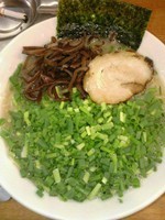 「ネギラーメン(バリカタ)」@博多長浜らーめん ぼたん 高田馬場店の写真