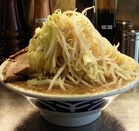 「らーめん小【野菜増し・ニンニク】（650円）」@らーめん大 竹ノ塚店の写真