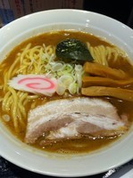「らーめん（中盛り）【780円】」@三ツ矢堂製麺 大森店の写真