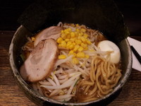 「特みそらーめん」@らーめんダイニング ど・みそ 京橋本店の写真