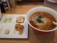 「本枯中華そば」@本枯中華そば 魚雷の写真