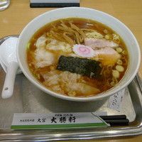 「ワンタン麺　850円」@大宮大勝軒の写真