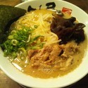 津気屋ラーメン680円＋小ライス（無料サービス）