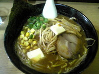 「赤みそラーメン￥700＋バター￥100」@らーめん千秋の写真