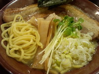 「特製鶏だし塩炙りチャーシューメン」@らーめんなが田の写真