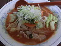「肉野菜ラーメン（800円）＋中辛（40円）」@手打ちラーメン ゆうかの写真