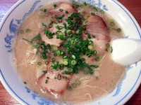 「博多ラーメン+替玉(600+120円)」@博多ラーメン ばりこて 都立家政店の写真