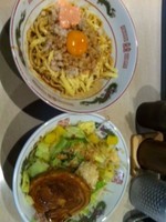 「まぜそば（全増し）」@DEBU SOBA REPUBLIC 北部市場店の写真